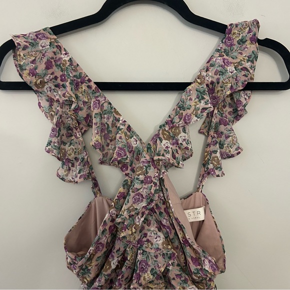 ASTR Zinnia Ditsy Floral Ruffle Ruched Mini Dress - Picture 7 of 7